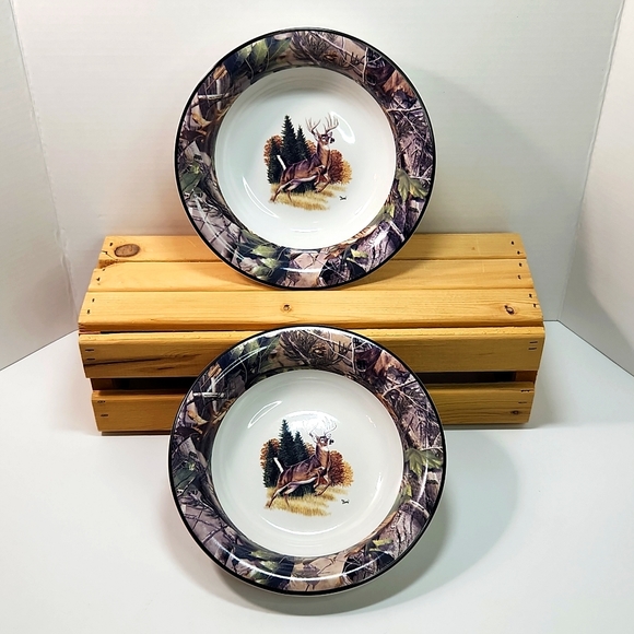 Whitetail Buck Deer Soup Bowls by Al Agnew RealTree, Set of 2 - Picture 1 of 11